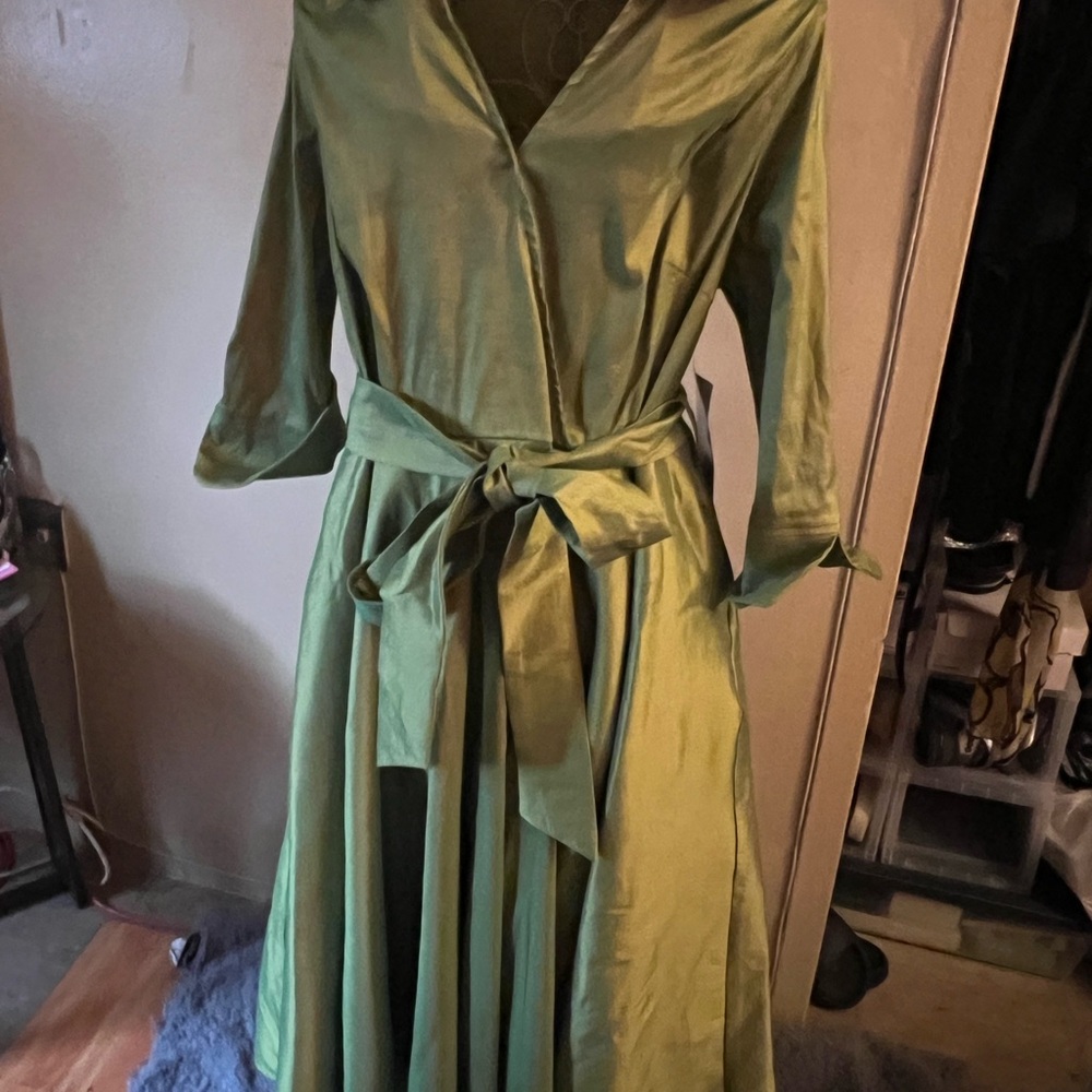 Elegant Green Wrap Dress